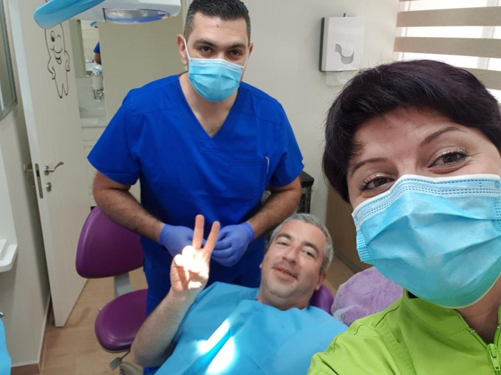 מרפאת שיניים ד"ר ארתור מרפאת שיניים ד"ר ארתור