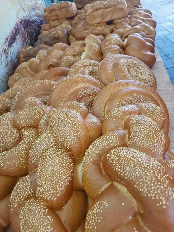 לחם חמודות לחם חמודות