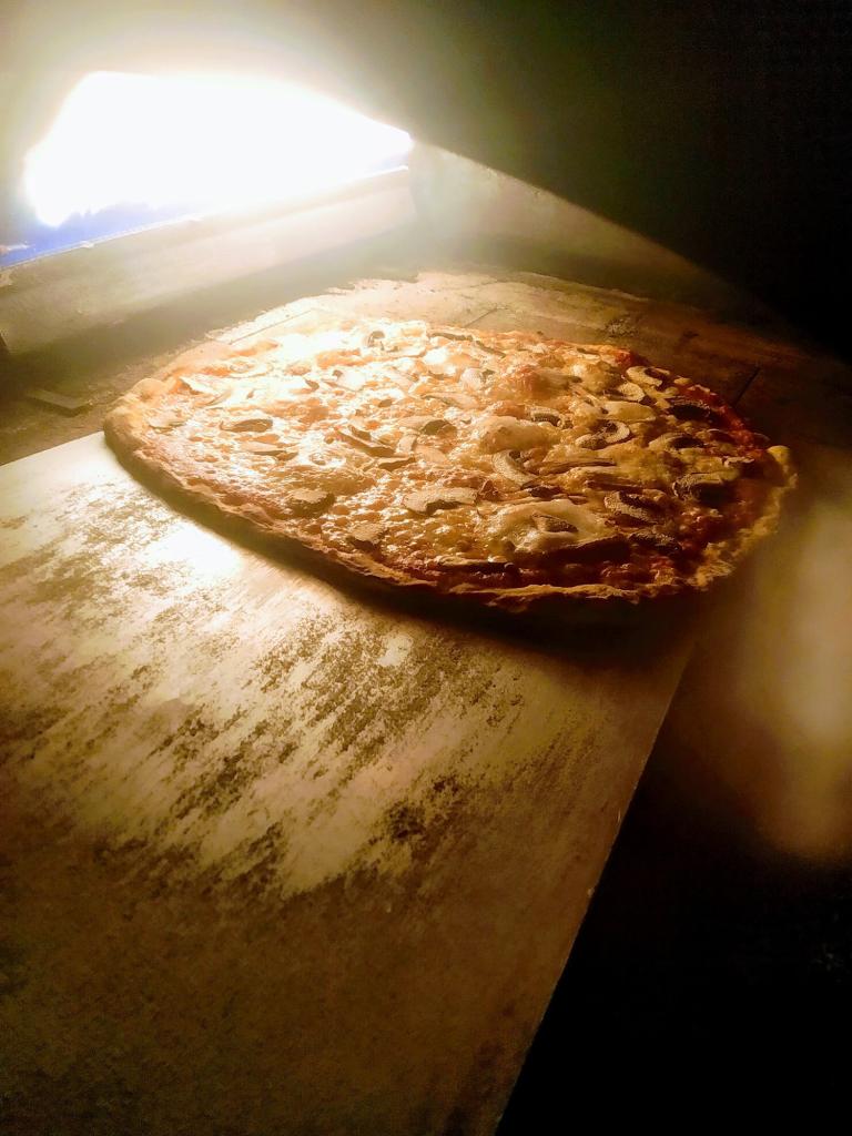 פיצה סיסיליה פיצה סיסיליה