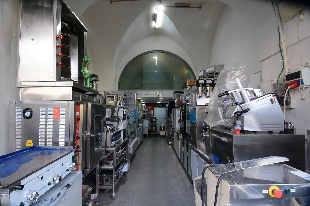 אילוז ציוד אילוז ציוד