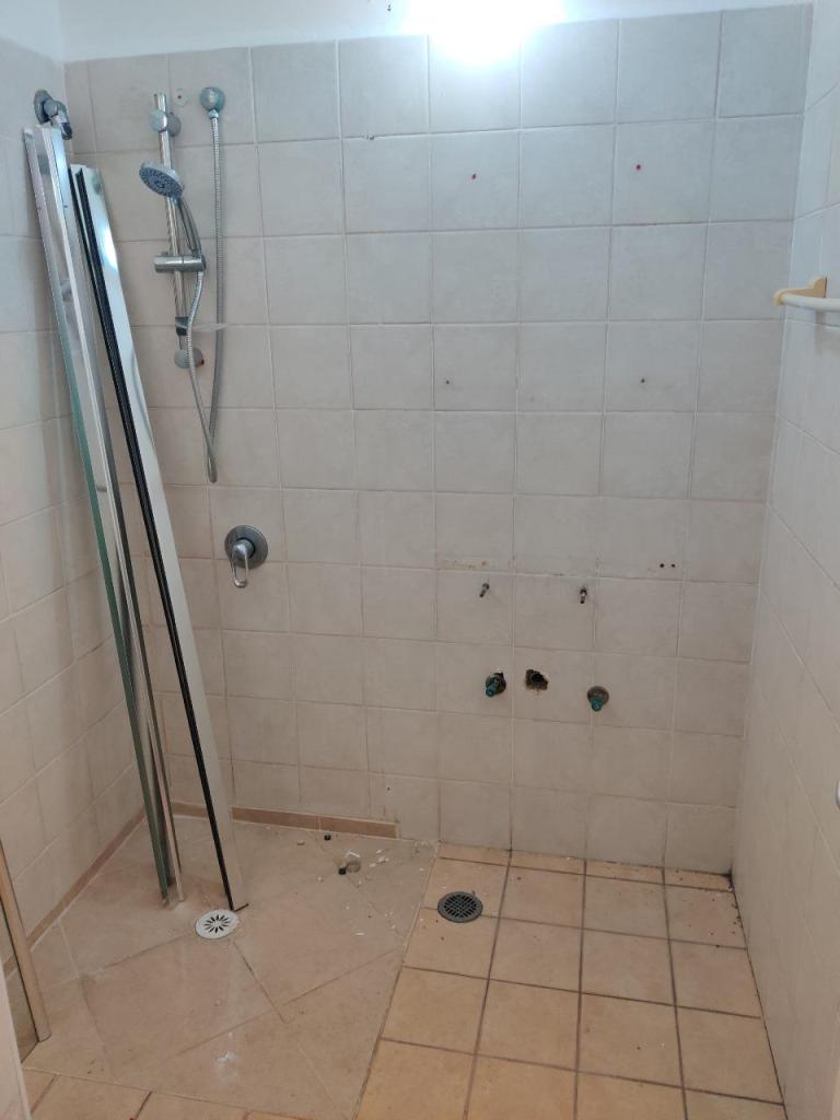 הנדימן Ravid הנדימן Ravid