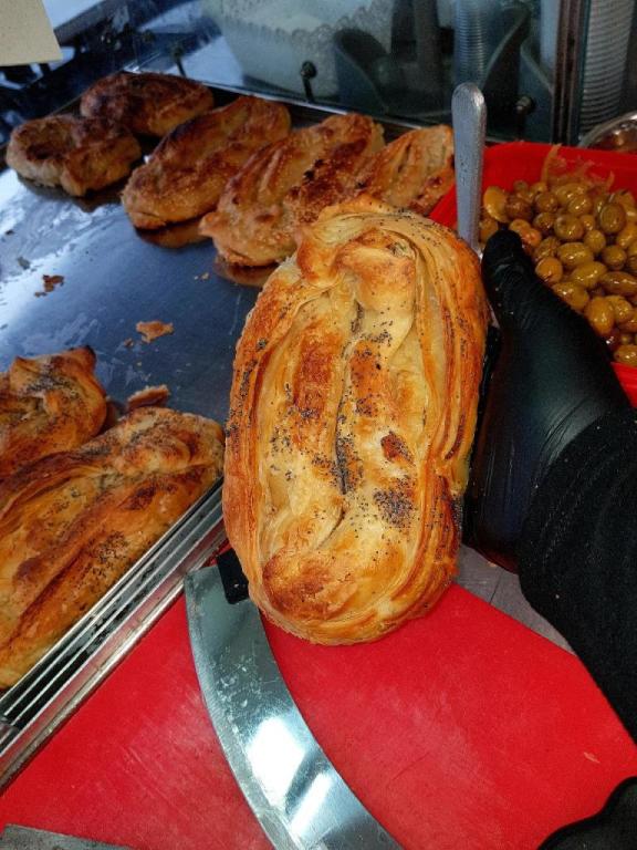 בורקס בבא בורקס בבא