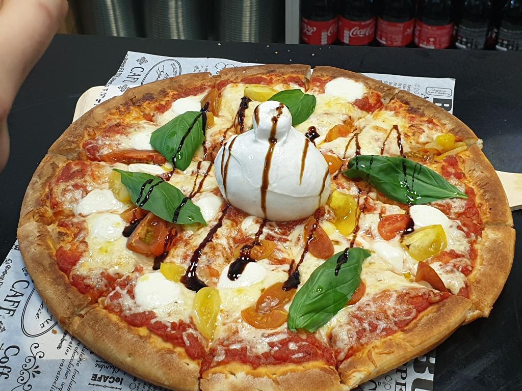 פיצה לוטי פיצה לוטי