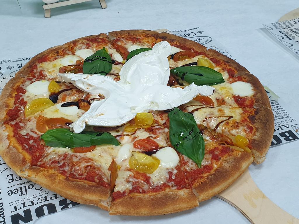 פיצה לוטי פיצה לוטי