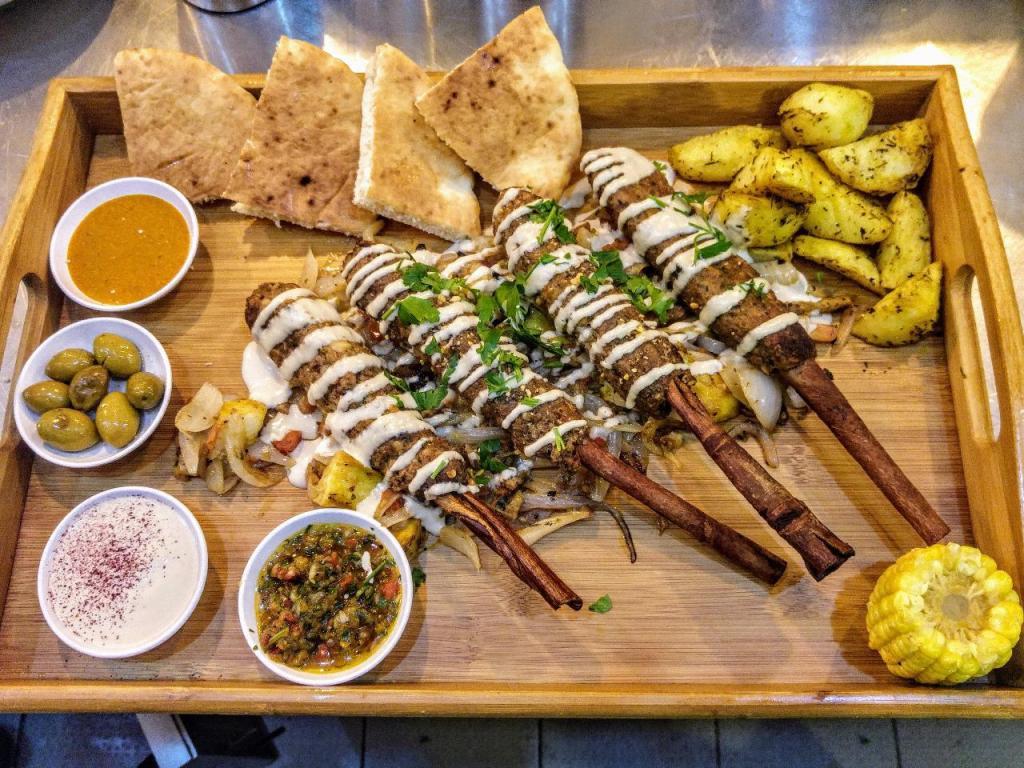 חומוס BAR חומוס BAR