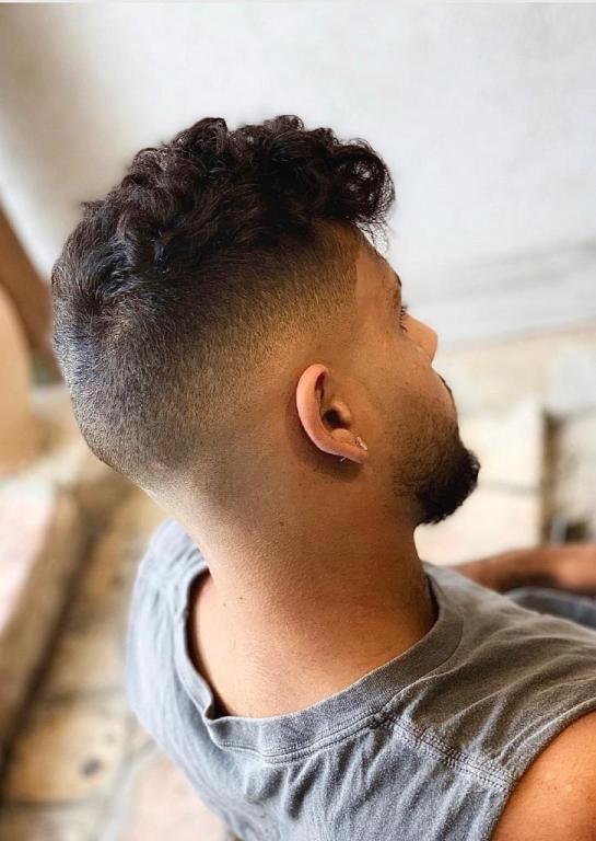 Gil nahari barber shop Gil nahari barber shop