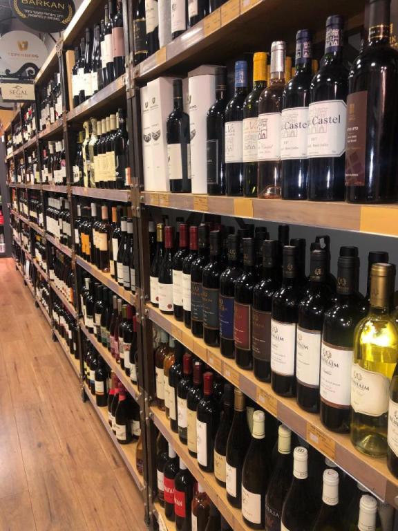 בית המשקאות של אביב בית המשקאות של אביב