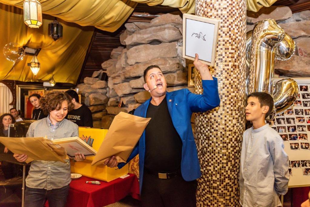 עומר לביא עומר לביא