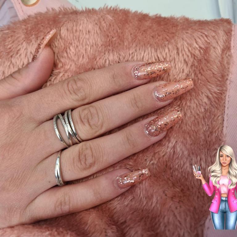 ביוטי ניילס אביגיל ביוטי ניילס אביגיל