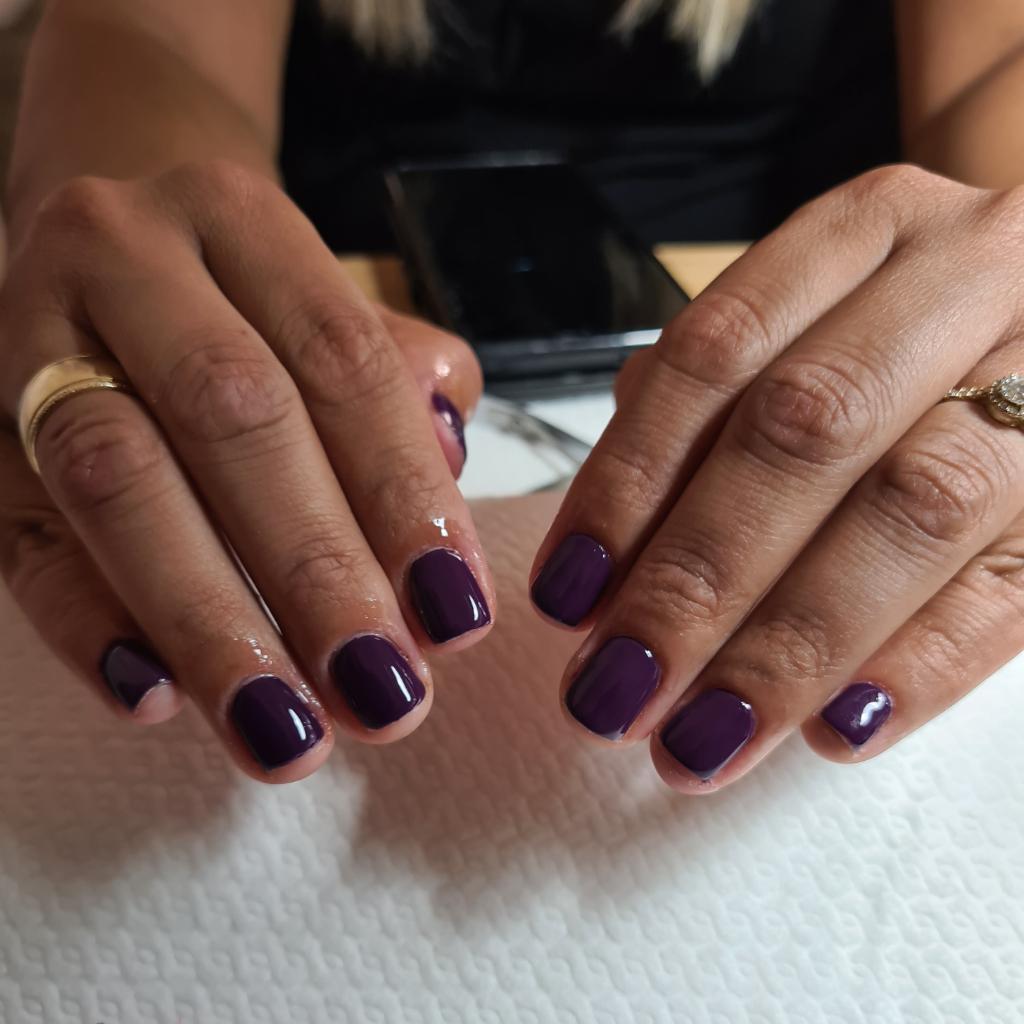 ביוטי ניילס אביגיל ביוטי ניילס אביגיל