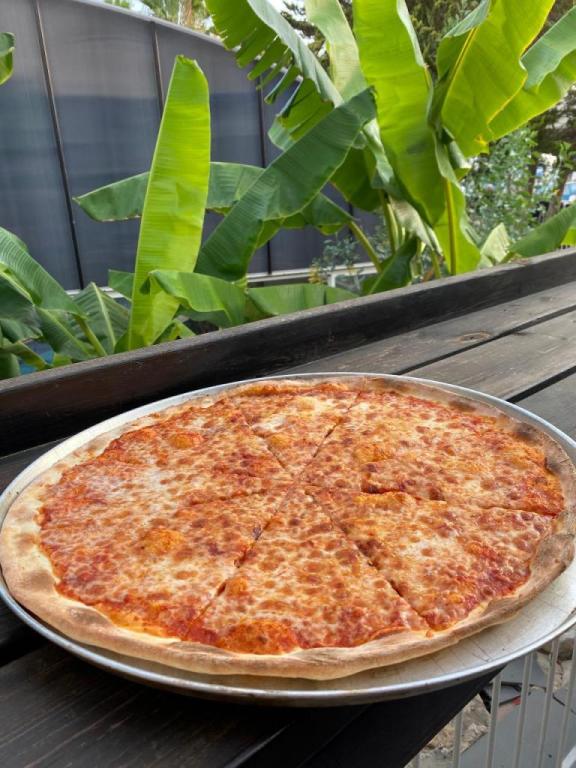 פיצה ל' פיצה ל'