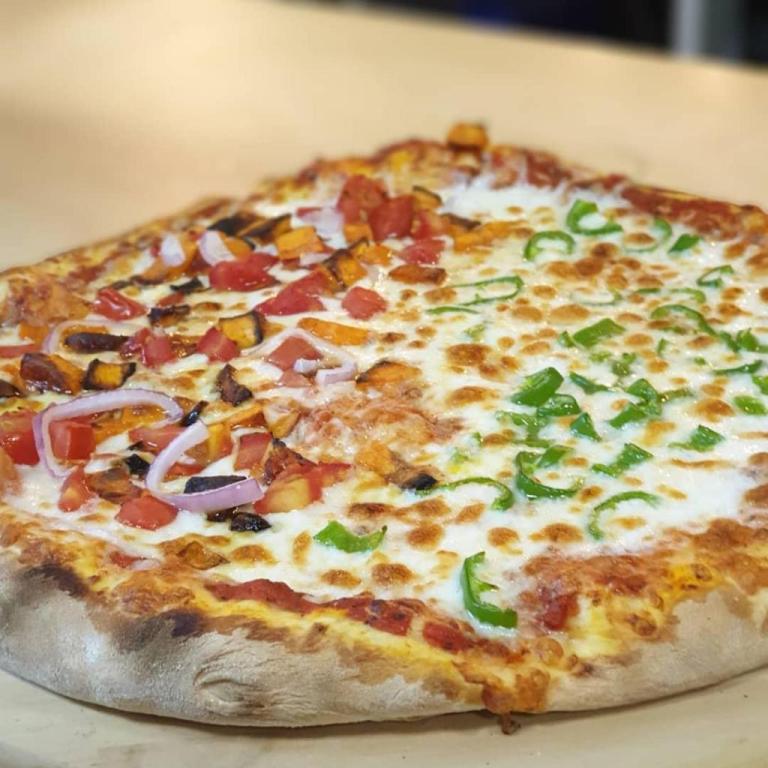 נפולי פיצה ארט נפולי פיצה ארט