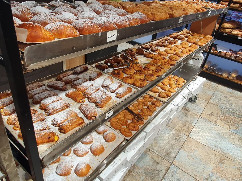 לחם רפאל לחם רפאל