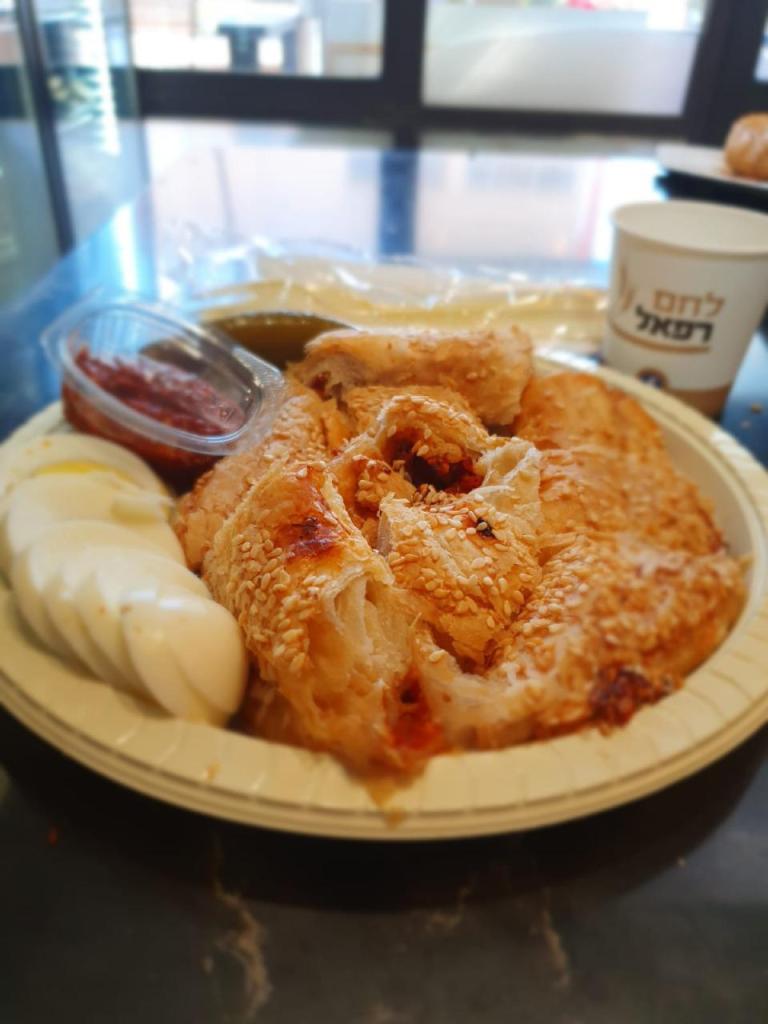 לחם רפאל לחם רפאל