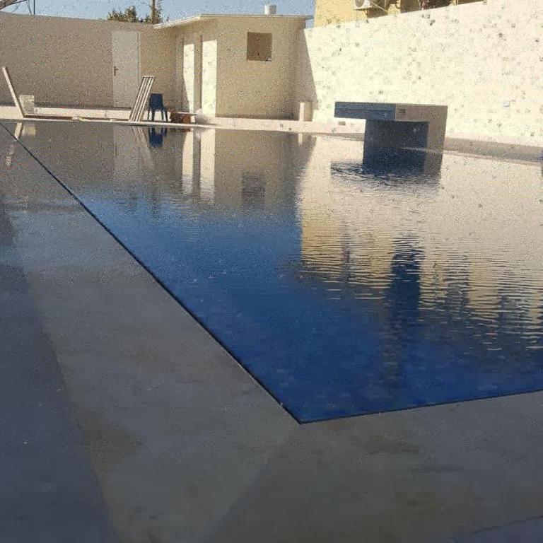 בריכות מי אור בריכות מי אור