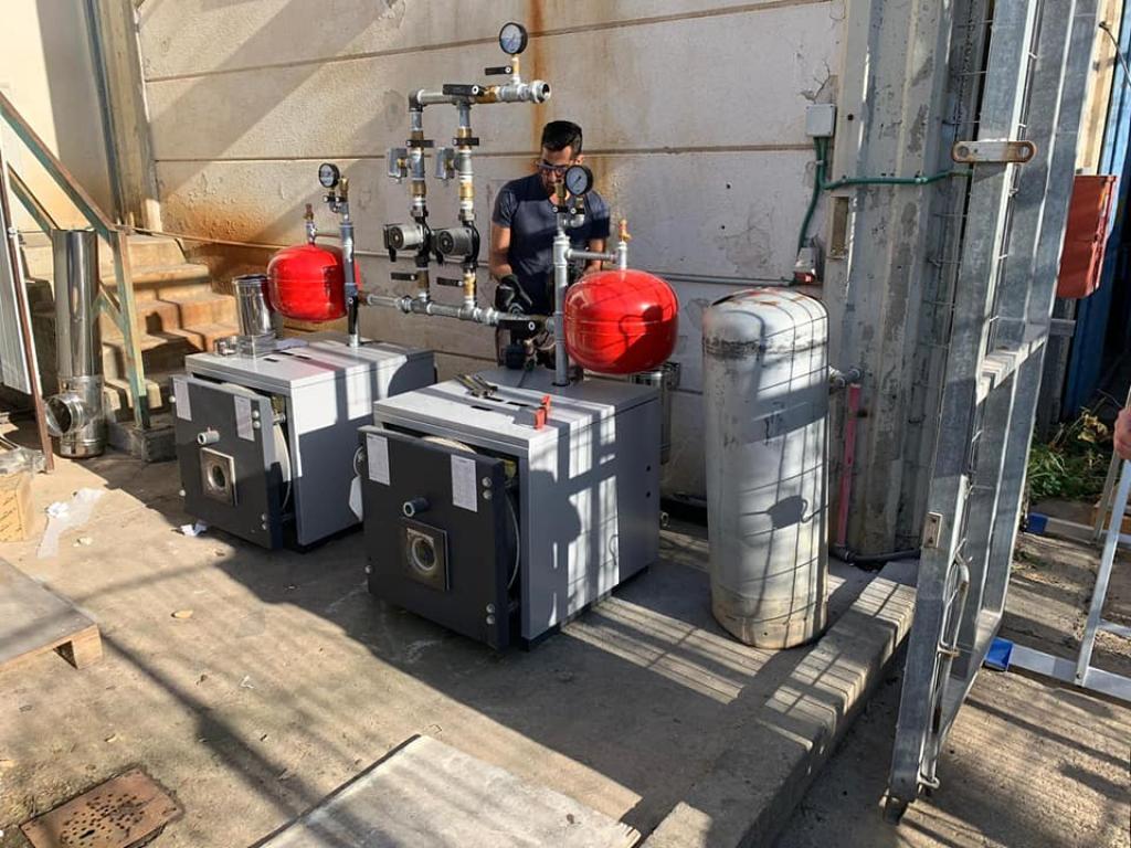 אדר גז אדר גז