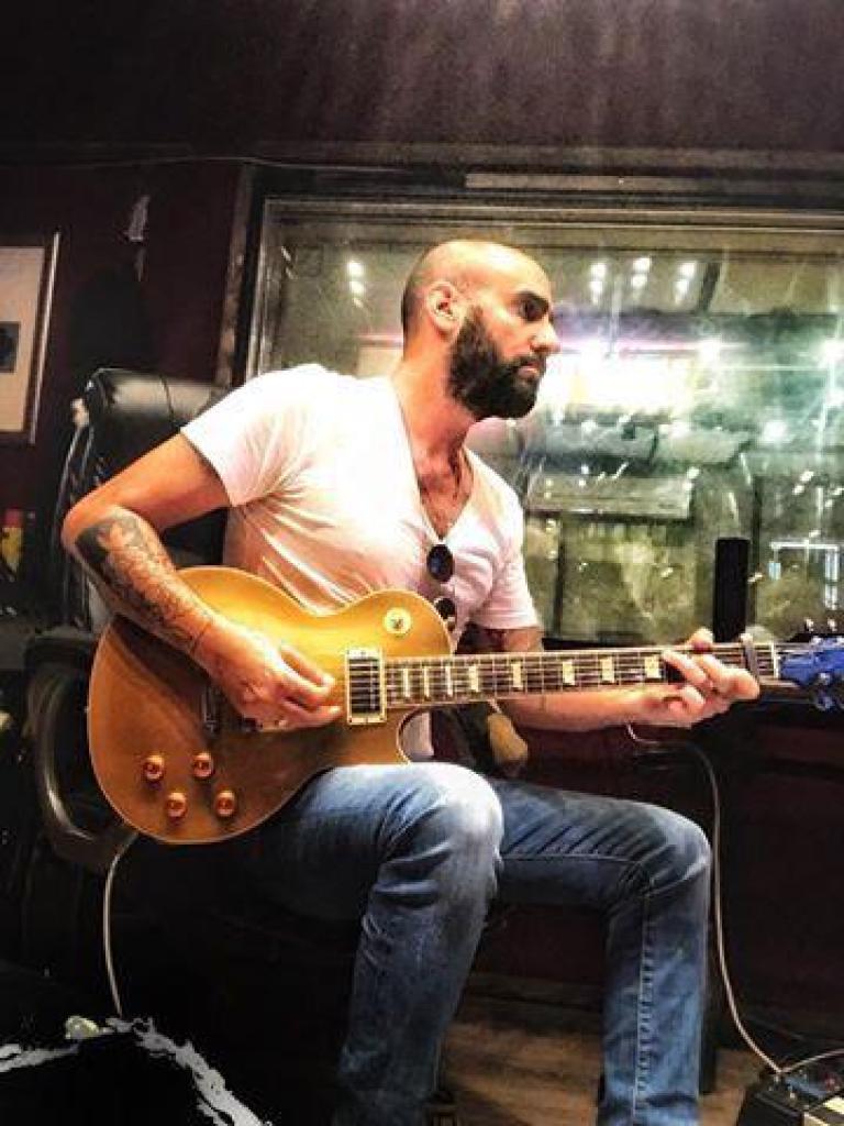 טל בילו מורה לגיטרה טל בילו מורה לגיטרה