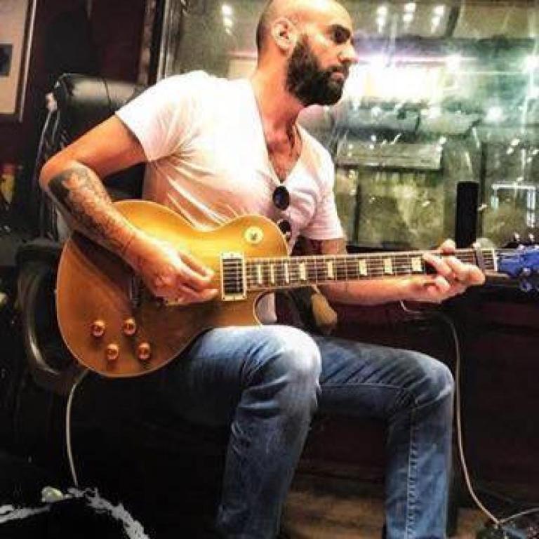 טל בילו מורה לגיטרה טל בילו מורה לגיטרה