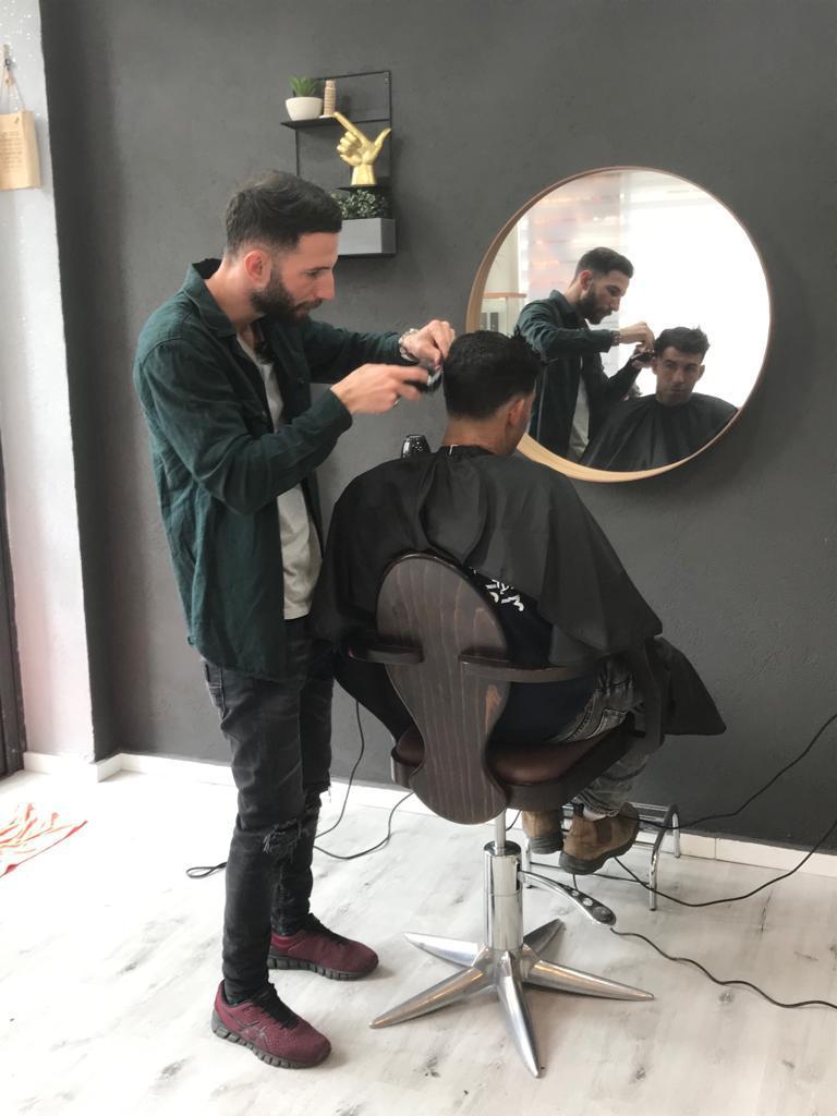 Roi hair design Roi hair design