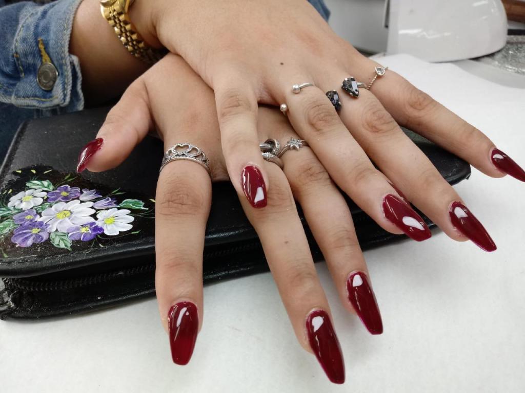 Salon Genius עיצוב שיער Salon Genius עיצוב שיער