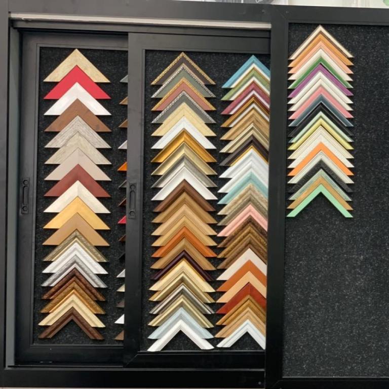 Lola gallery Lola gallery