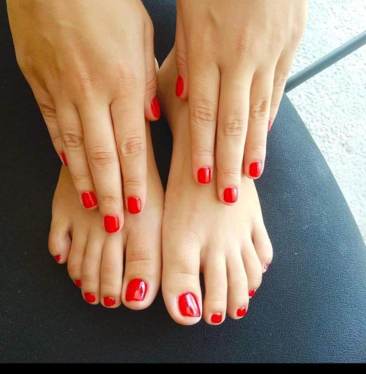 הילה שרון הילה שרון