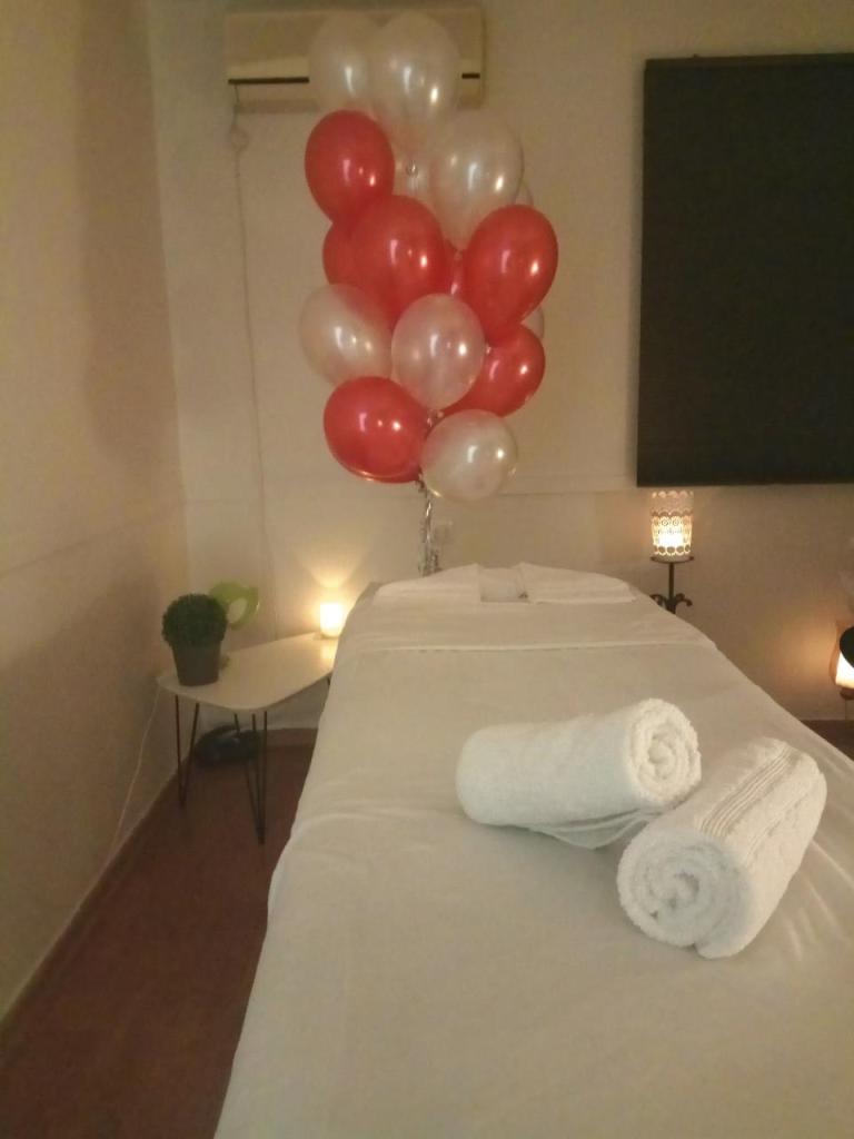 עץמהות רוזית איתן עץמהות רוזית איתן