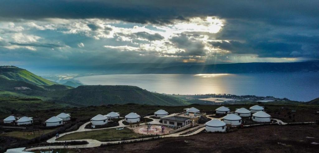 באיי גאלי אירוח בטבע באיי גאלי אירוח בטבע