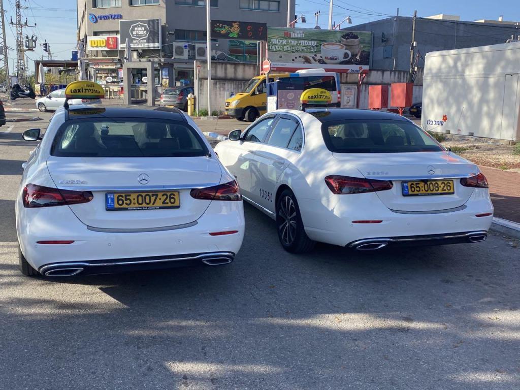 מוניות זוהר אהרוני מוניות זוהר אהרוני