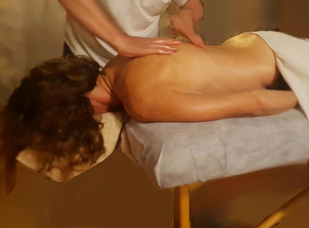 משה עיסוי זוגי משה עיסוי זוגי