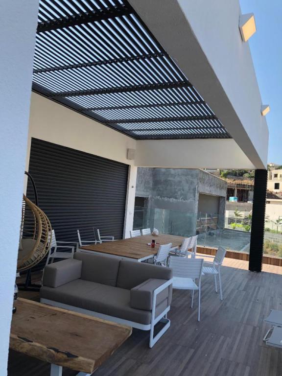 הקוסם עבודות עץ אלומניום הקוסם עבודות עץ אלומניום