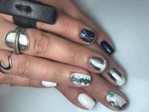 Hermosa nails