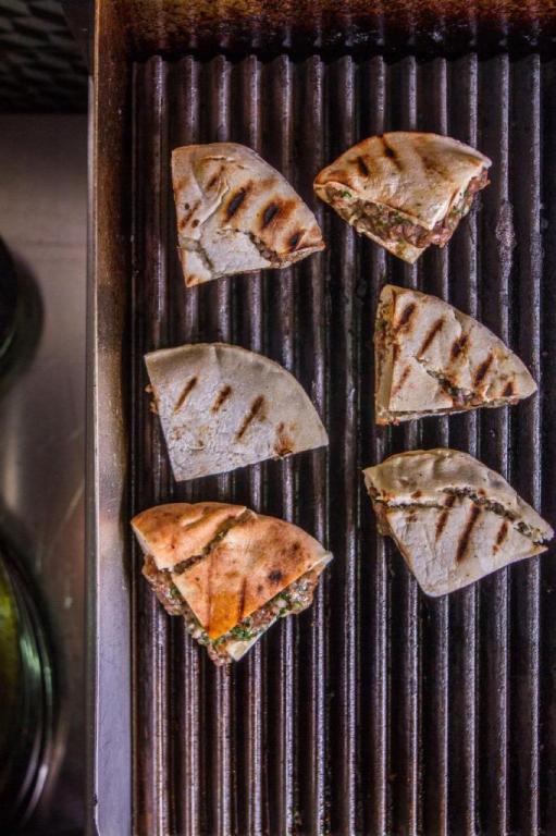 עראיס מחנה יהודה עראיס מחנה יהודה