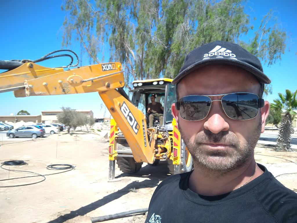 שמוליק גינון והשקיה שמוליק גינון והשקיה