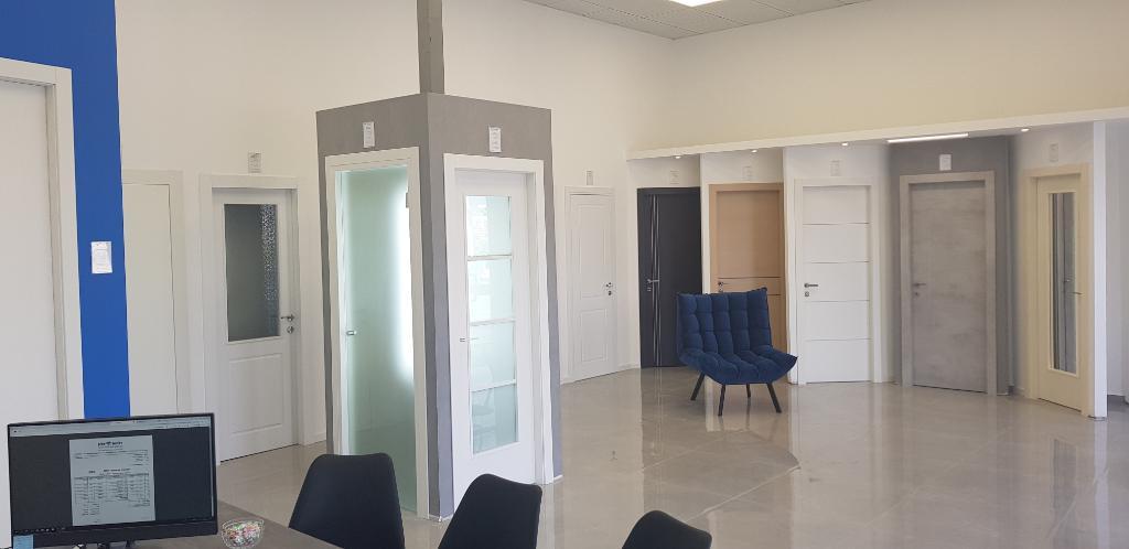 דלתות אלון דלתות אלון