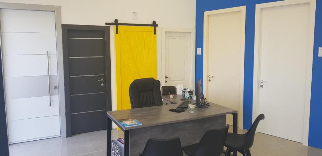 דלתות אלון דלתות אלון