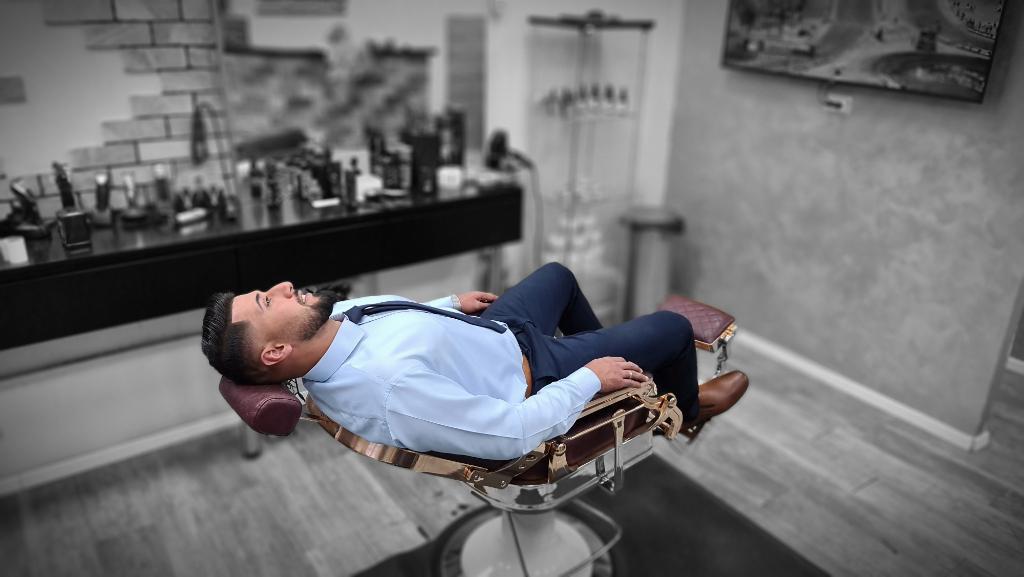 ג'ייקוב ברבר שופ ג'ייקוב ברבר שופ