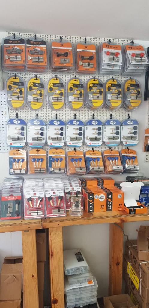 א.ח מנעולן א.ח מנעולן