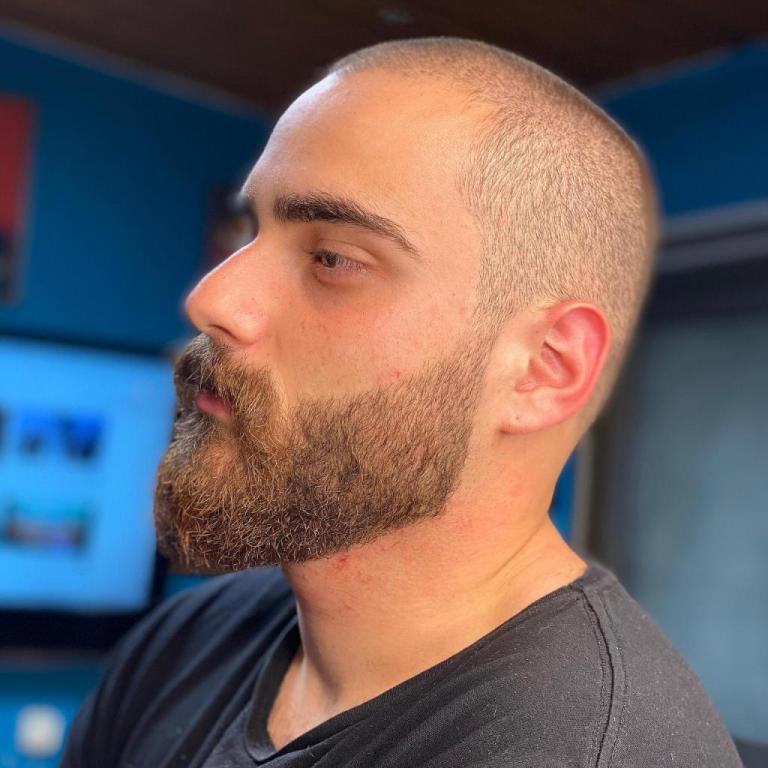 המאורה MAN CAVE BARBER המאורה MAN CAVE BARBER