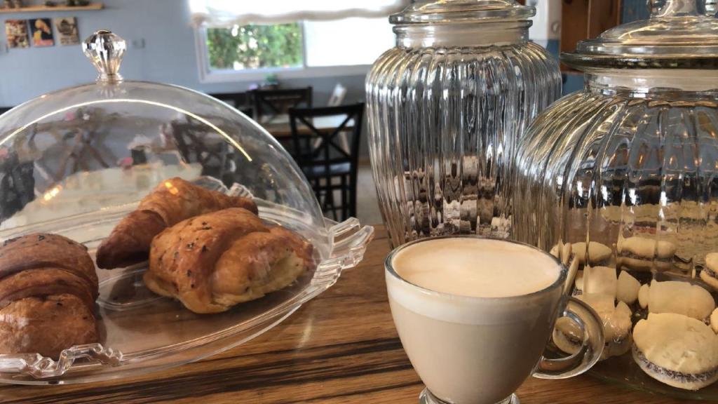 איילה פשוט טעים איילה פשוט טעים