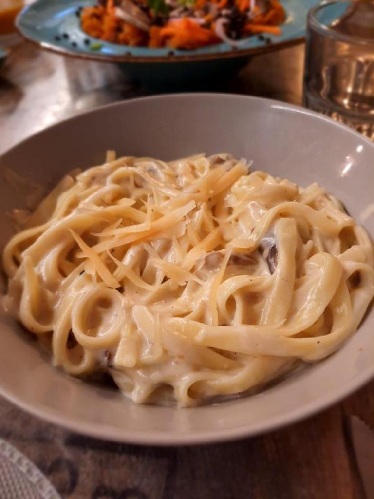 איילה פשוט טעים איילה פשוט טעים