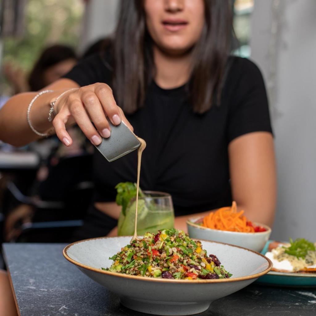 להלה LaLa להלה LaLa