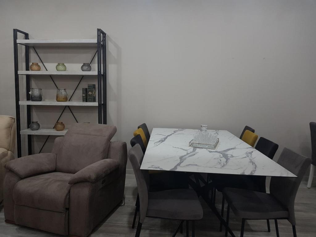 לוסי רהיטים לוסי רהיטים