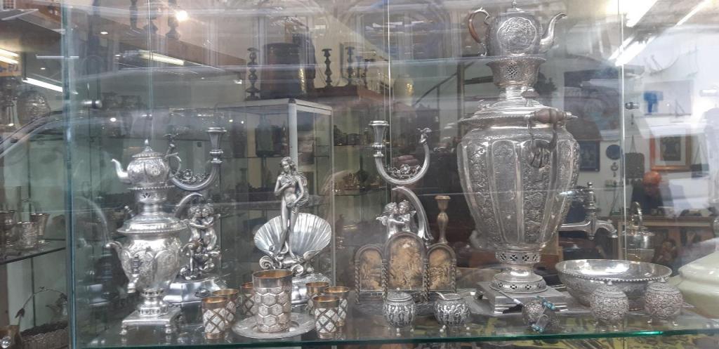 שיק אנטיק שיק אנטיק