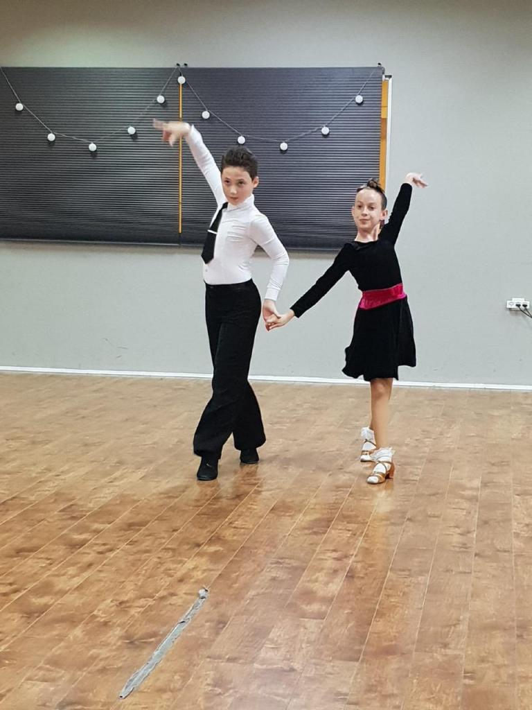 דאנס ליין דאנס ליין