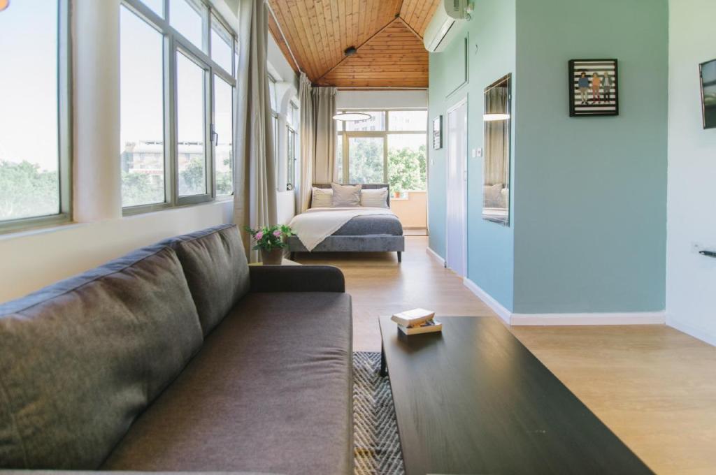 א.א שיפוצים והתקנות א.א שיפוצים והתקנות