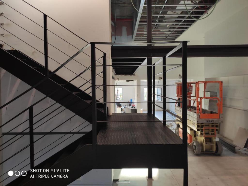 הדר מסגרות ובניה קלה הדר מסגרות ובניה קלה