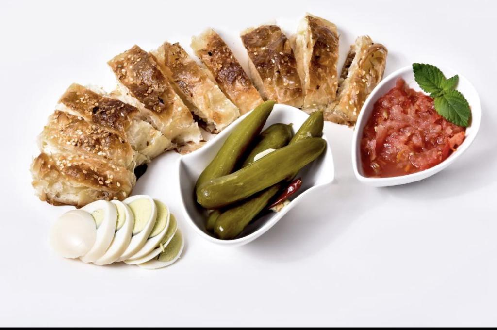 בורקס הבולגרי&גיל מרקט בורקס הבולגרי&גיל מרקט