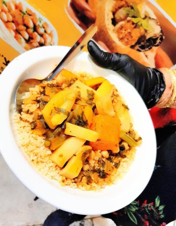 עאיישה עאיישה