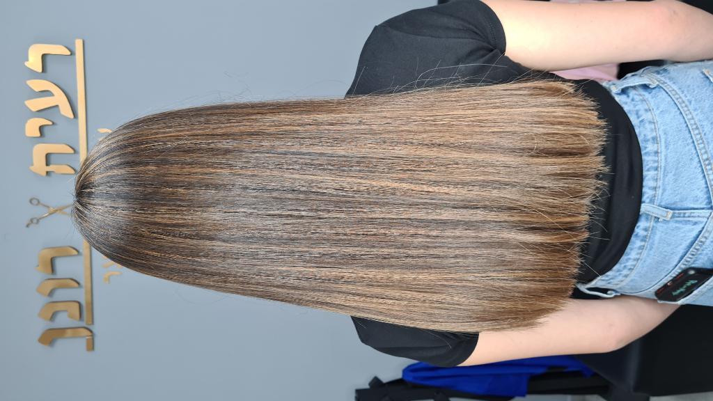 רעיה ורונן עיצוב שיער רעיה ורונן עיצוב שיער